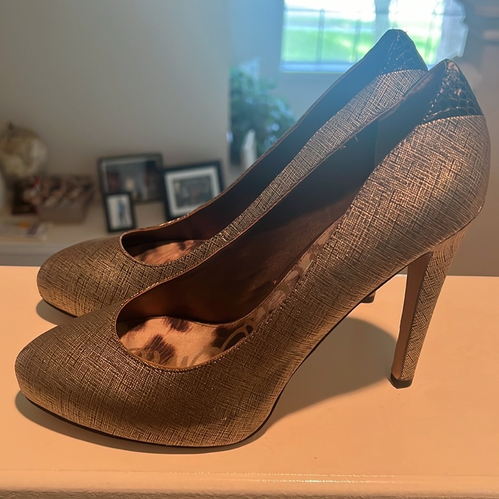 Sam Edelman pump - Picture 2 of 5